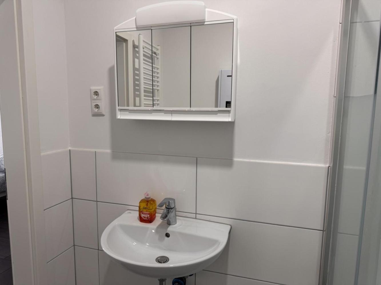 Cozy Apartment In ليفركوزن المظهر الخارجي الصورة